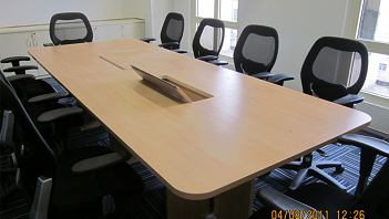 CONFERENCEMEETING-TABLE-3